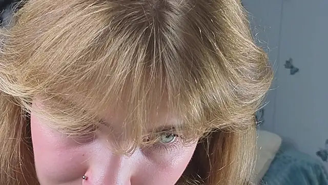 pienaple online show from 09/25/25, 04:05