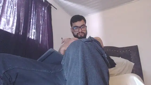 Chrys harris77 online show from 04/05/26, 08:06