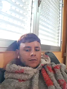 Meenlove online show from 09/22/25, 11:45