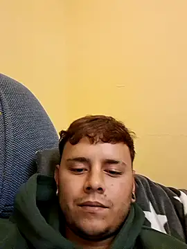 Meenlove online show from 09/23/25, 12:02