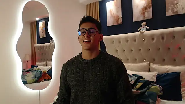 SalvadorFit online show from 02/25/26, 08:40