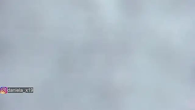 Snapshot of Daniela_x19 chatting on 10/23/25, 12:43 Daniela x19 online show from 10/23/25, 12:43