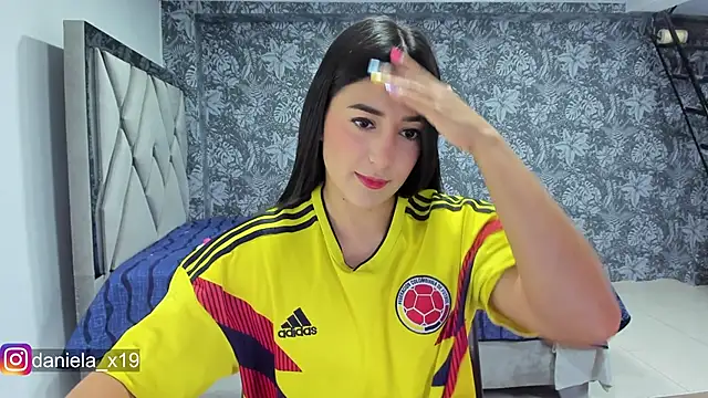 Snapshot of Daniela_x19 chatting on 03/27/26, 12:49 Daniela x19 online show from 03/27/26, 12:49