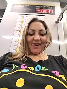 Lunita86 online show from 01/06/26, 01:20