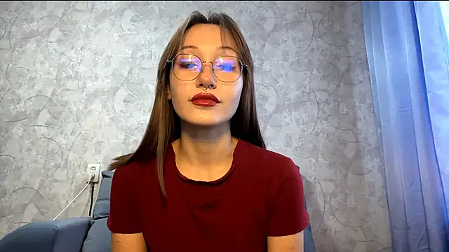 SetsukoBuddemeyer online show from 10/07/25, 08:22