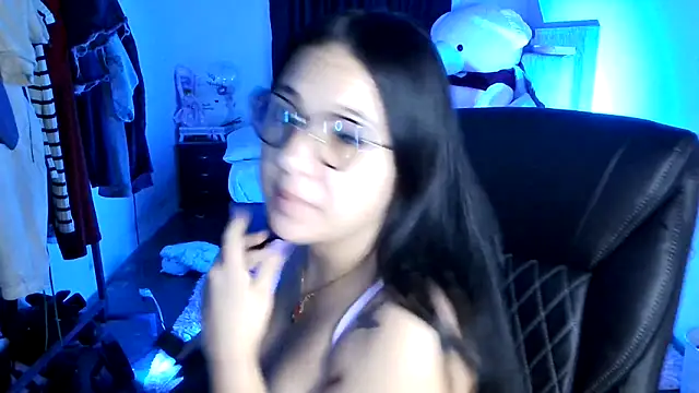 sacha torres02 online show from 03/01/26, 12:12