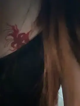 Snapshot of Kayla-love chatting on 10/31/25, 03:24 Kayla-love online show from 10/31/25, 03:24