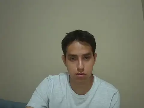 Snapshot of supguyLat chatting on 04/23/26, 04:46 supguyLat online show from 04/23/26, 04:46