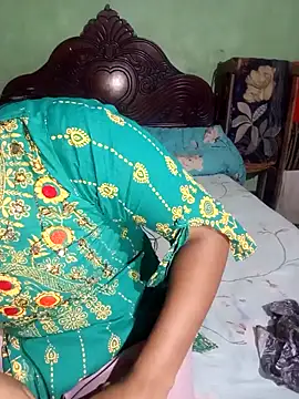 Snapshot of Cute_Couple59 chatting on 03/15/26, 06:03 Cute Couple59 online show from 03/15/26, 06:03