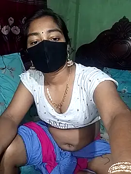 Snapshot of Cute_Couple59 chatting on 04/07/26, 06:30 Cute Couple59 online show from 04/07/26, 06:30