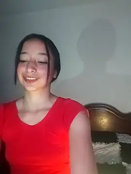 Snapshot of Vale_stone_ chatting on 09/24/25, 01:09 Vale stone online show from 09/24/25, 01:09