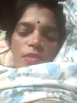 Hott cutgirl online show from 11/14/25, 12:53