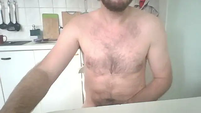 Snapshot of Astleitx chatting on 10/28/25, 11:36 Astleitx online show from 10/28/25, 11:36