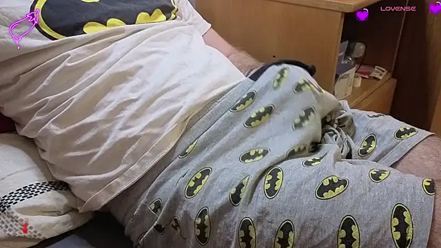 Snapshot of Astleitx chatting on 03/28/26, 09:14 Astleitx online show from 03/28/26, 09:14