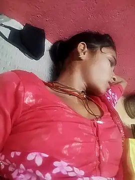 Snapshot of R_Roshni chatting on 09/21/25, 04:41 R Roshni online show from 09/21/25, 04:41