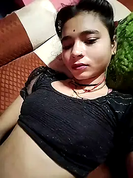 Snapshot of R_Roshni chatting on 10/04/25, 12:08 R Roshni online show from 10/04/25, 12:08