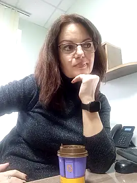 ValeriaLove43211 online show from 11/26/25, 08:15