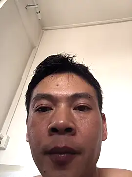 Snapshot of pualldu chatting on 10/18/25, 04:59 pualldu online show from 10/18/25, 04:59