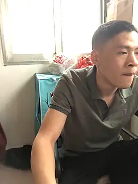 Snapshot of pualldu chatting on 12/02/25, 03:23 pualldu online show from 12/02/25, 03:23