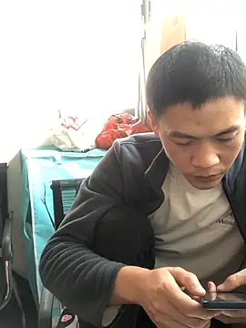 Snapshot of pualldu chatting on 12/23/25, 06:00 pualldu online show from 12/23/25, 06:00