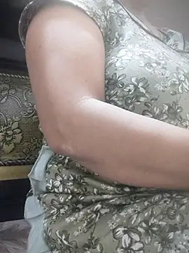 Snapshot of Jeya_thakur chatting on 11/07/25, 12:05 Jeya thakur online show from 11/07/25, 12:05