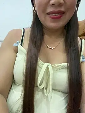 Snapshot of Milky-milk chatting on 05/26/26, 01:40 Milky-milk online show from 05/26/26, 01:40