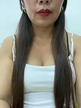 Snapshot of Milky-milk chatting on 06/19/26, 01:26 Milky-milk online show from 06/19/26, 01:26