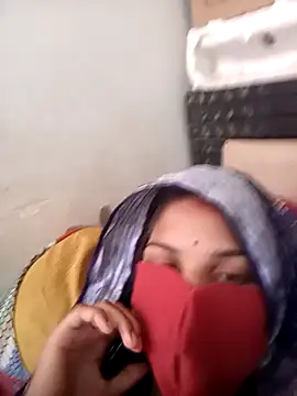 Snapshot of Sh_suhani chatting on 09/29/25, 06:07 Sh suhani online show from 09/29/25, 06:07