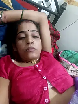 Snapshot of Sh_suhani chatting on 11/30/25, 12:36 Sh suhani online show from 11/30/25, 12:36