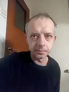 szajbusek41 online show from 01/15/26, 03:11