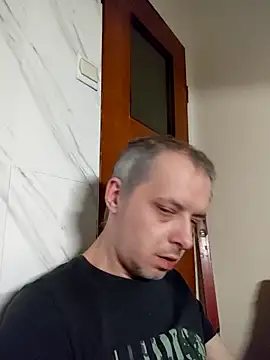 szajbusek41 online show from 02/06/26, 05:01