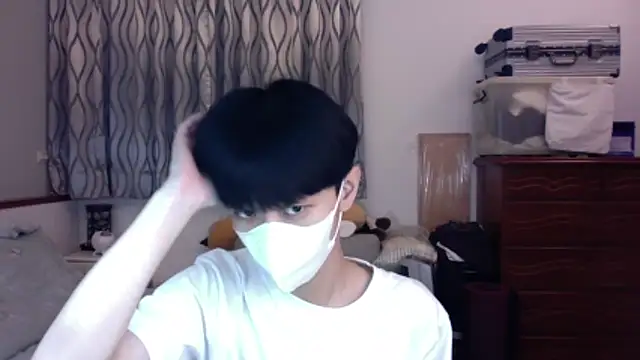 kai101010 online show from 12/03/25, 02:37