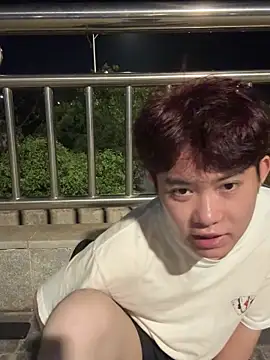 xlong00099 online show from 09/26/25, 05:28