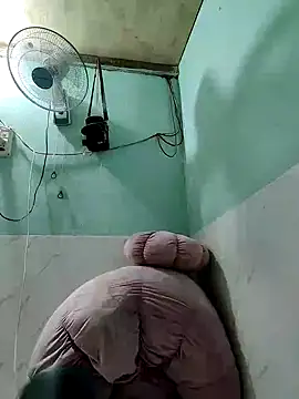 Yang-99 online show from 10/28/25, 01:03