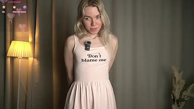 Snapshot of DianeHonnette chatting on 02/20/26, 08:09 DianeHonnette online show from 02/20/26, 08:09