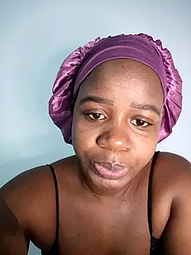 ROOMMYY2 online show from 04/05/26, 12:30