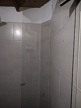 Suzanelee1 online show from 11/30/25, 10:47