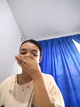 Suzanelee1 online show from 01/09/26, 01:03