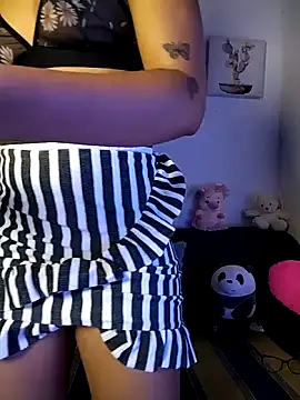 Suzanelee1 online show from 01/17/26, 12:59