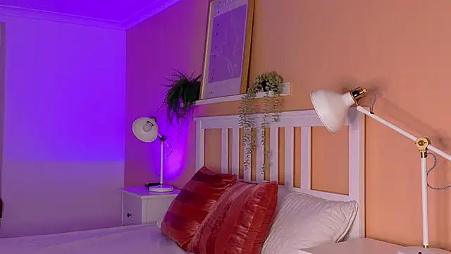 KeendraFox  online show from 03/15/26, 11:38