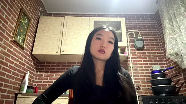 EmmaLeexth online show from 01/15/26, 03:27