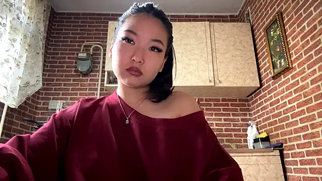 Snapshot of EmmaLeexth chatting on 03/30/26, 10:38 EmmaLeexth online show from 03/30/26, 10:38