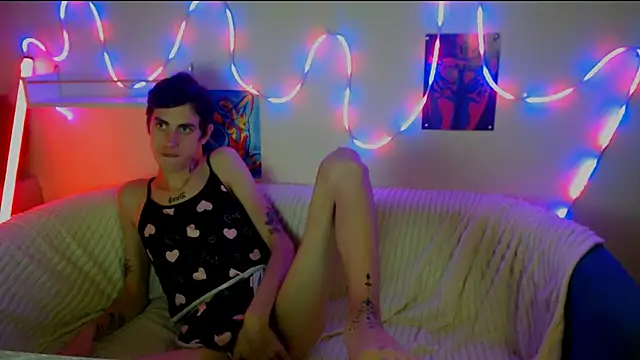 Snapshot of AlexNaughty14 chatting on 09/29/25, 09:14 AlexNaughty14 online show from 09/29/25, 09:14