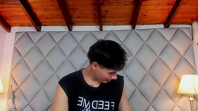 Clement Reyes online show from 11/19/25, 01:11