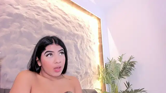 Naomy gyal online show from 02/24/26, 06:50