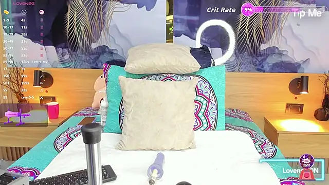 Anabacker01 online show from 10/30/25, 07:58