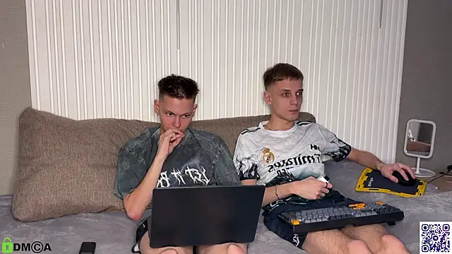 Eaton  online show from 10/30/25, 04:30