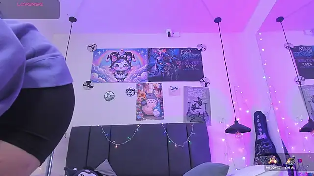 SabrinaV  online show from 04/11/26, 11:25