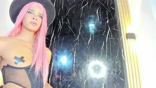 MISS IVVYSWEET online show from 10/01/25, 08:37