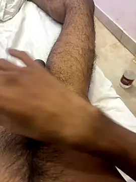 Snapshot of satisfyursoul chatting on 11/23/25, 06:19 satisfyursoul online show from 11/23/25, 06:19